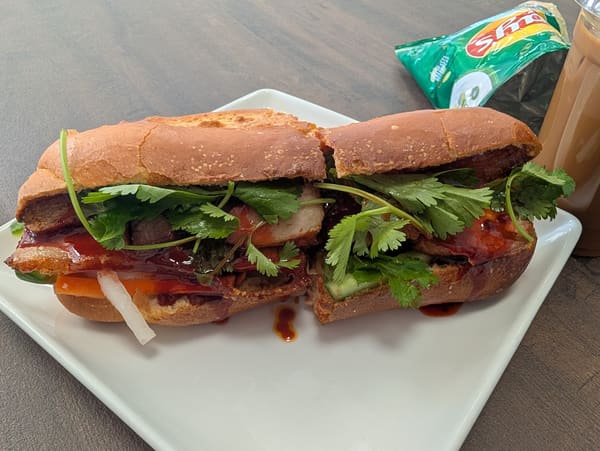 Golden Banh Mi