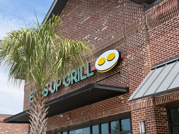 Eggs Up Grill