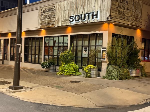 SOUTH Restaurant & Jazz Club
