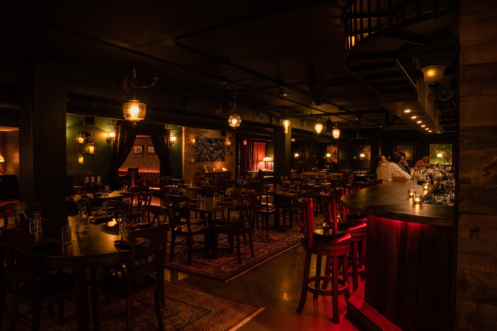 est.1864 Noir Bar & Restaurant