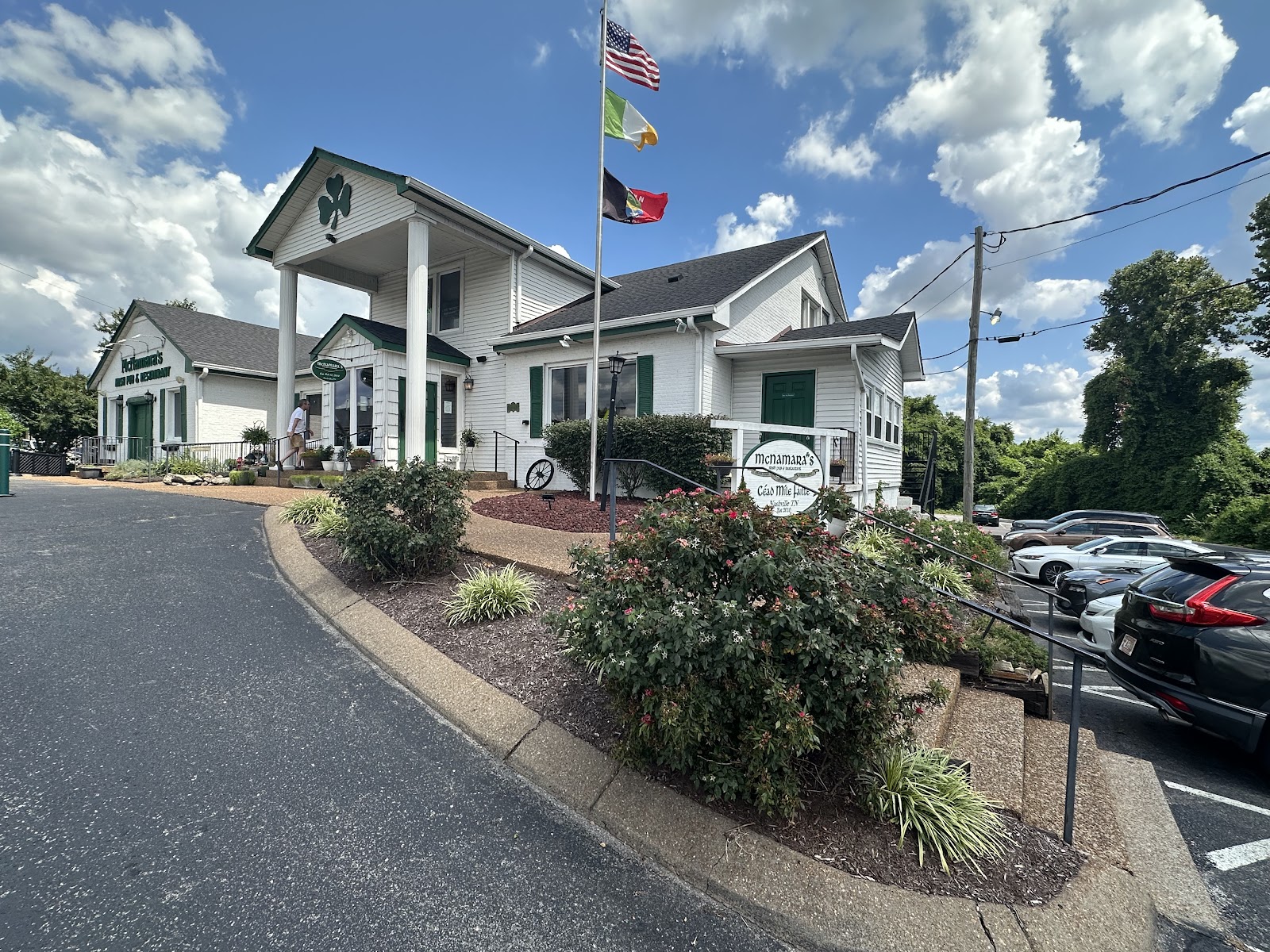 McNamara's Irish Pub & Restaurant