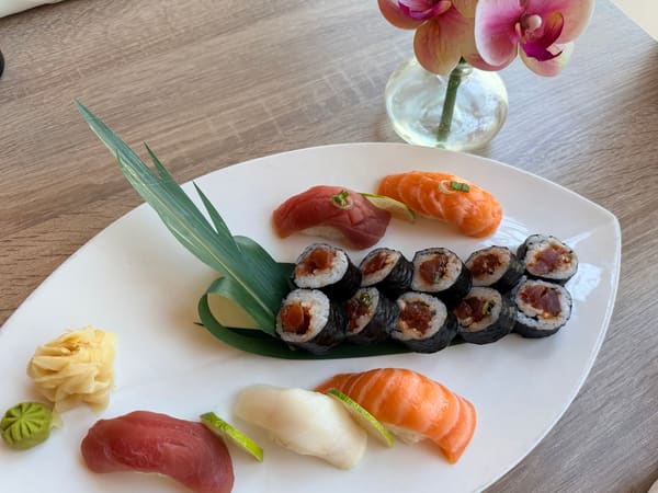 Papercrane Asian Bistro ( LOCATED GALLERIA MALL KEY BISCAYNE)