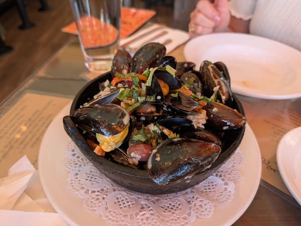 Chez Maman East