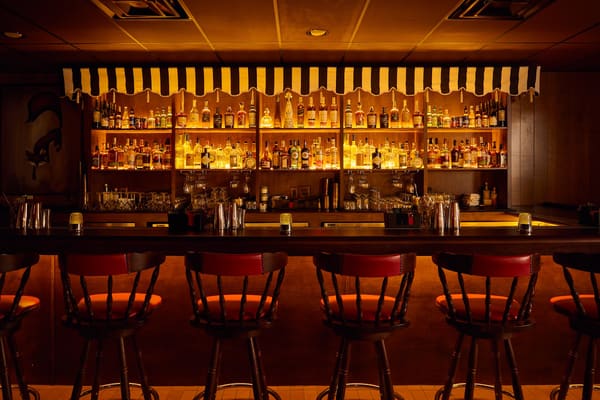 Fox's Lounge