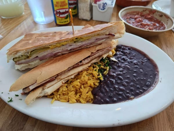 La Fonda Latina