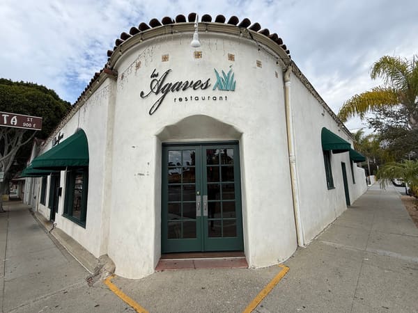Los Agaves Restaurant
