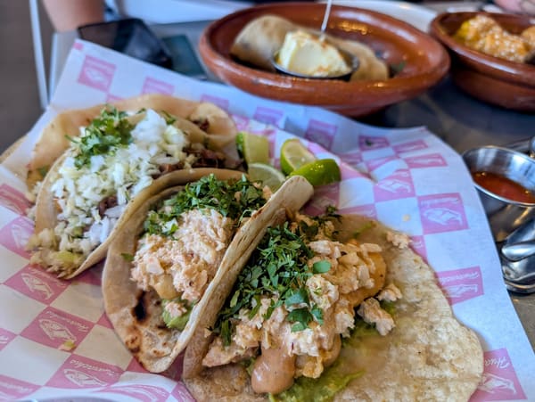 Huarachis Taqueria