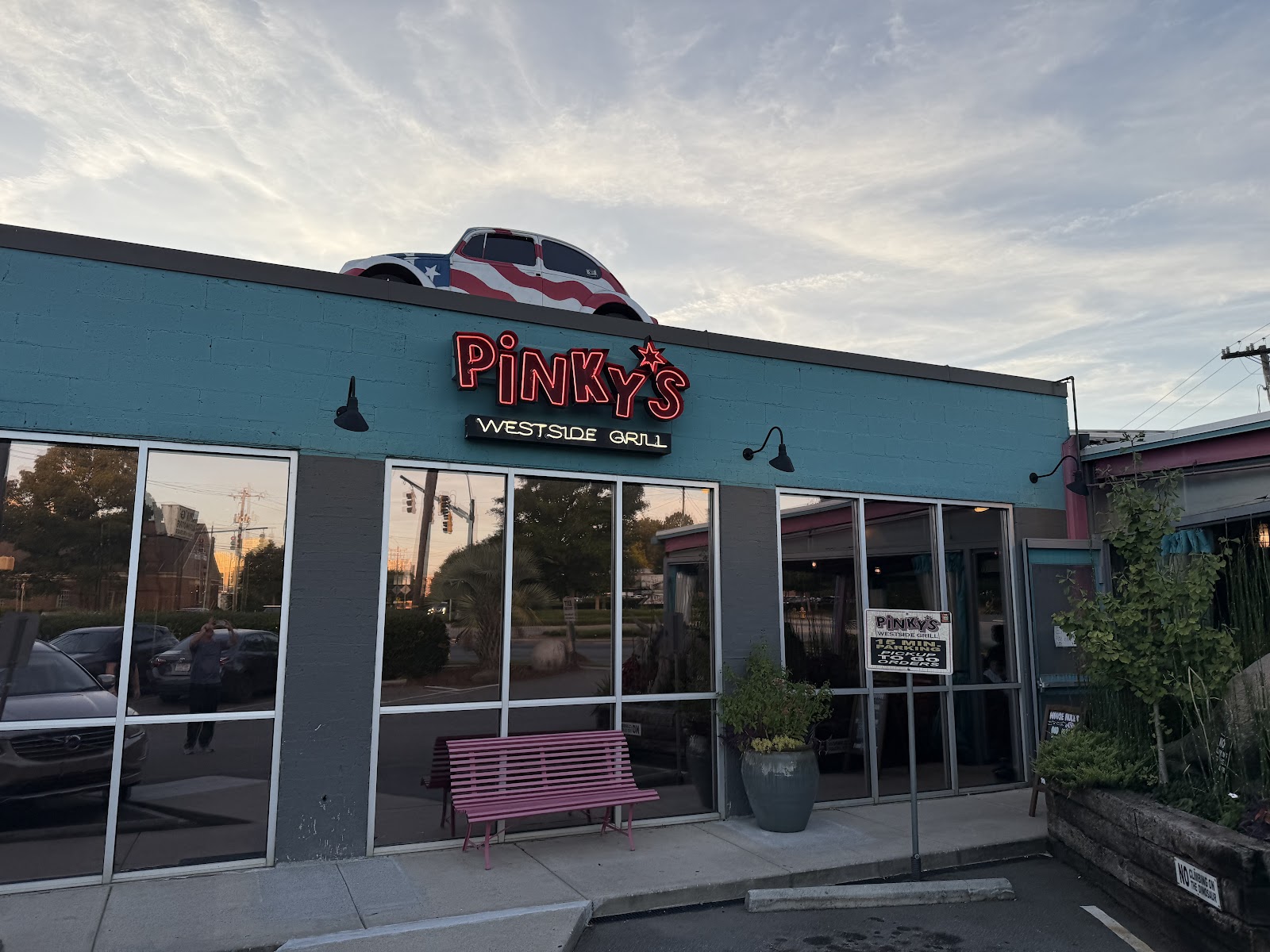 Pinky's Westside Grill