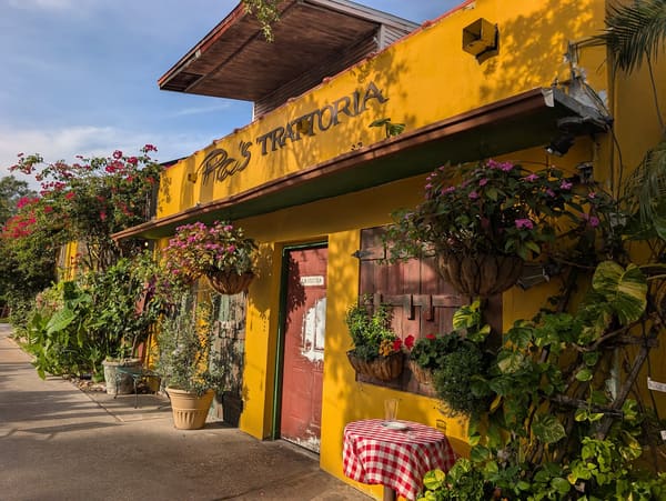 Pia's Trattoria