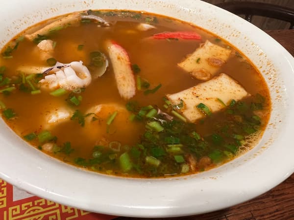 Pho Xe Lua Viet Thai Restaurant