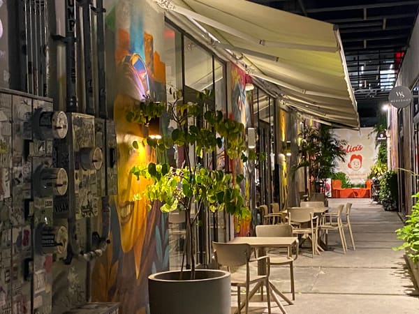 Love Life Cafe