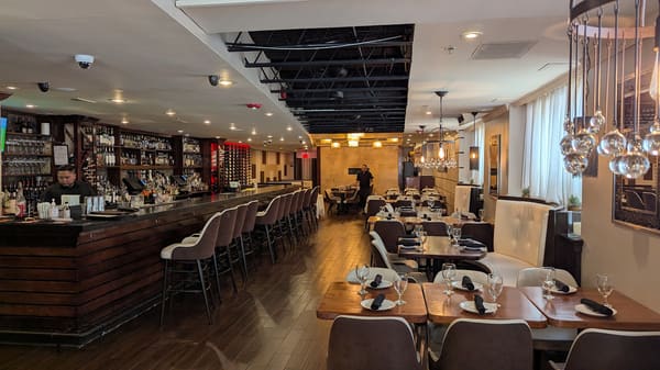 Mazi DC - New American Cuisine