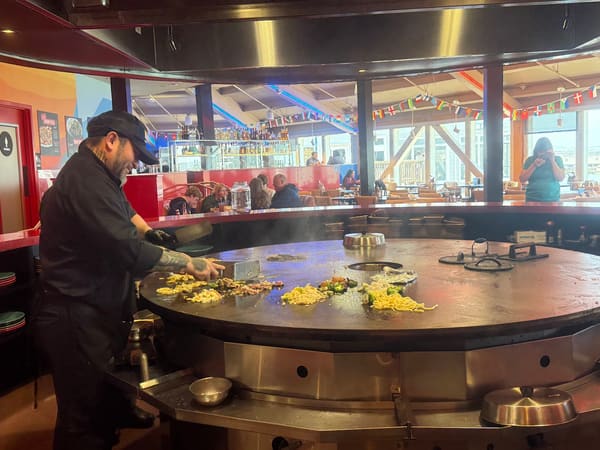 FiRE+iCE Interactive Grill & Bar