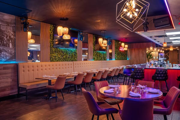 El Trovador Steakhouse & Lounge