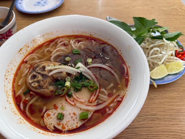 Pho Tay Do