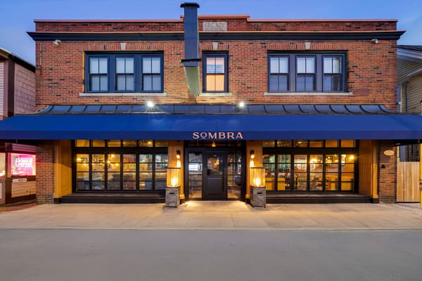 Sombra Eatery & Lounge