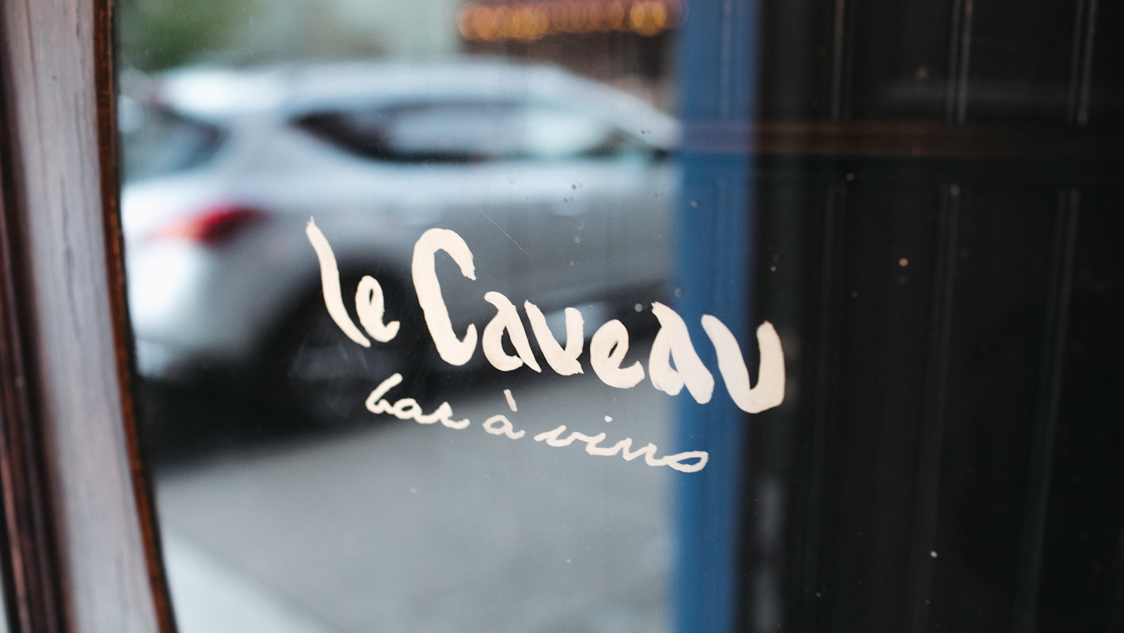 Le Caveau