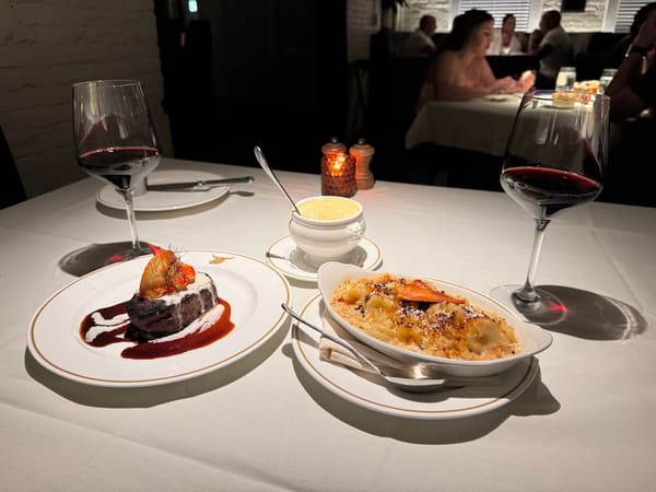 Dean's Steak & Seafood