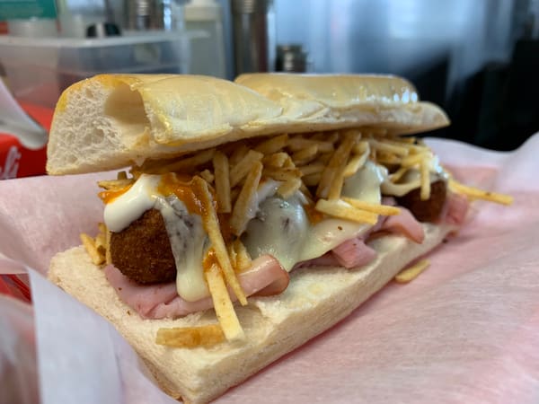 Sarussi Cafe Subs