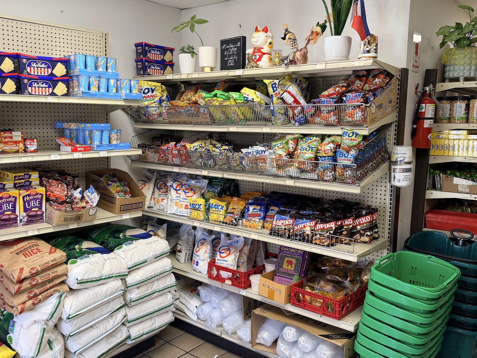 Pampanguena Food take out and Oriental Grocery