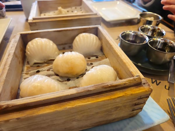 Lin Asian Bar + Dim Sum