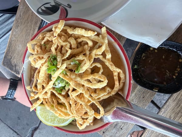 Lung Yai Thai Tapas