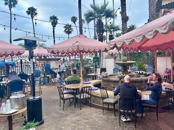 Jeannine's Restaurant & Bakery