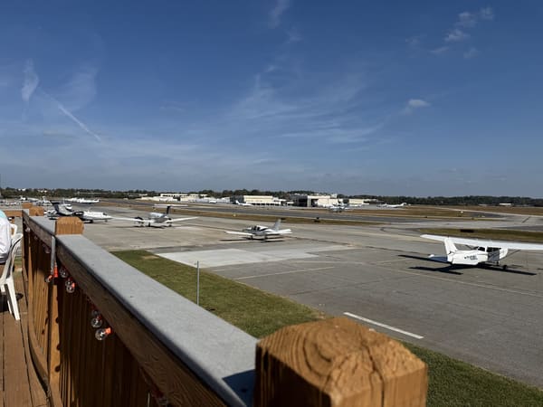 Downwind Restaurant and Lounge