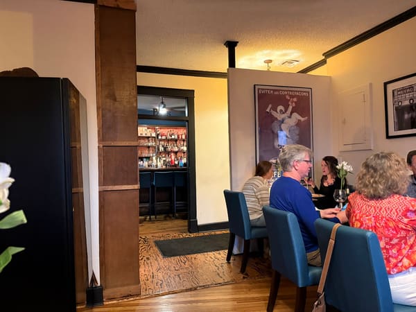 Cafe Des Amis