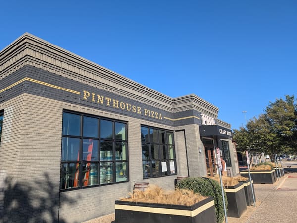 Pinthouse Pizza