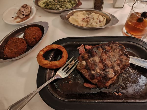 Beef 'N Bottle Steakhouse