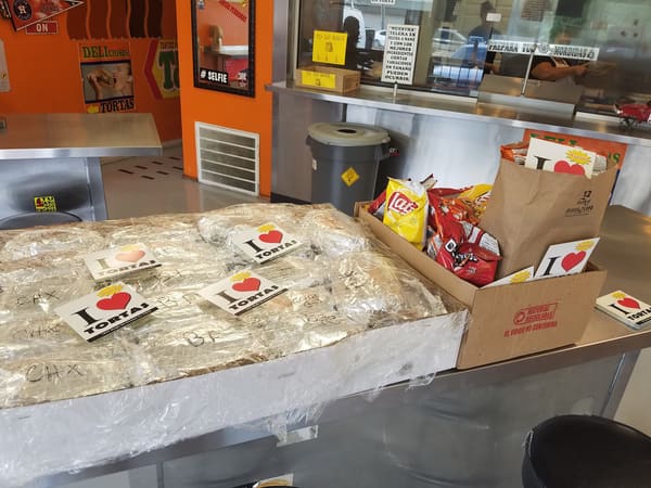 Las Tortas Perronas