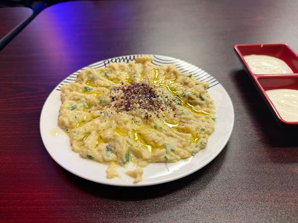 Crispy wonders, baghdad restaurant