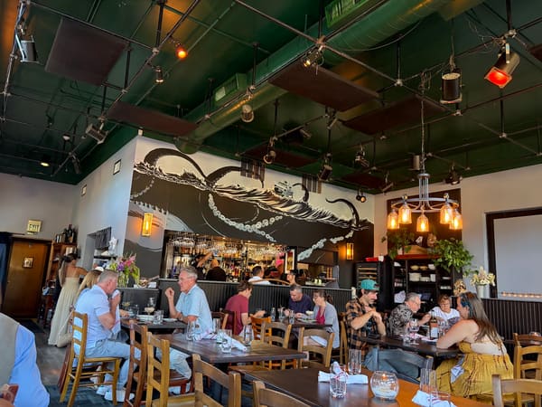 Fins Bistro