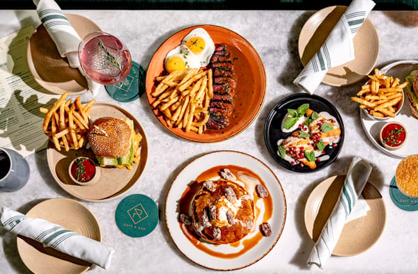 Residents Cafe & Bar