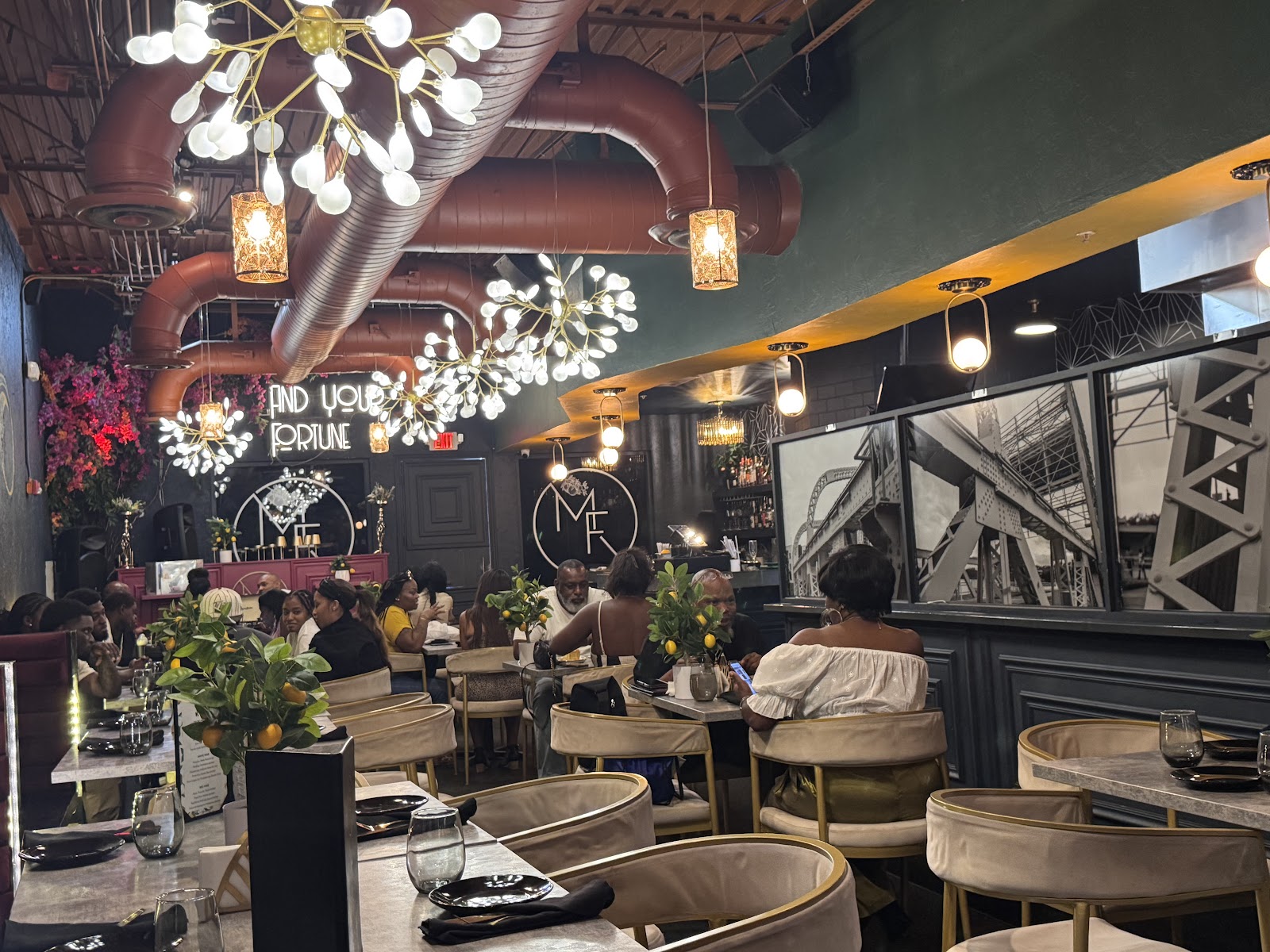 Madame Fortune Dessert + HiFi Parlour