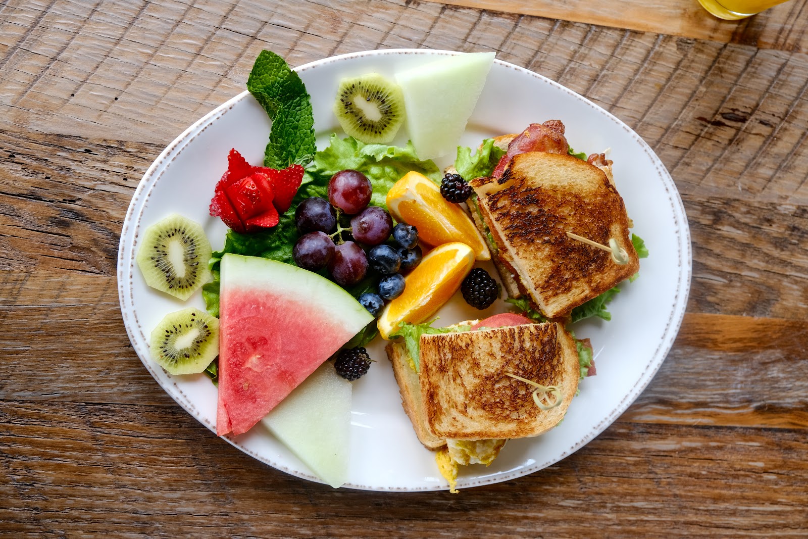 Vida Verde Kitchen