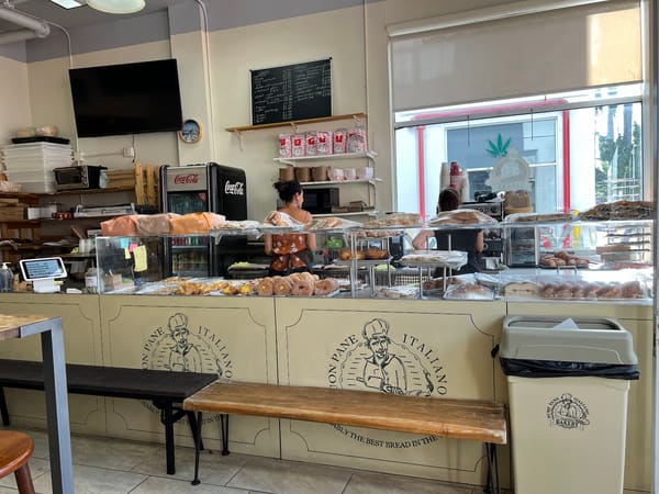 De Lucia Bakery Buon Pane Italiano