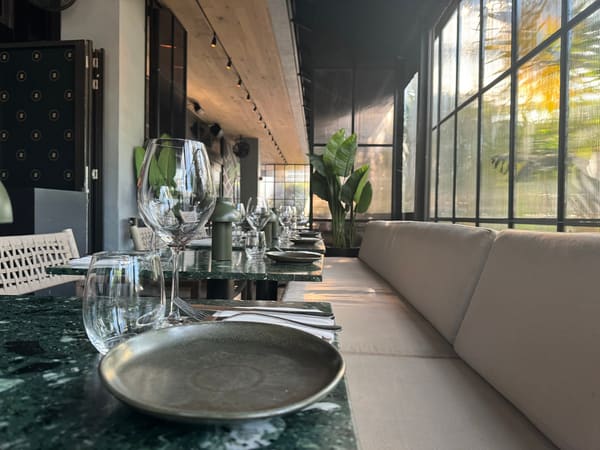 Orilla Bar & Grill