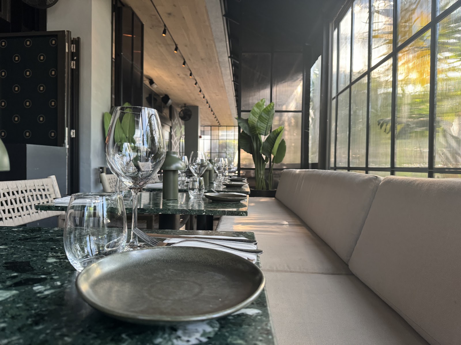 Orilla Bar & Grill