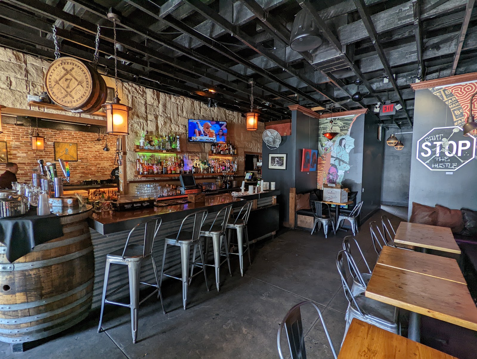 Seven Bar