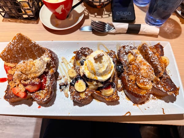 Honeybear Cafe