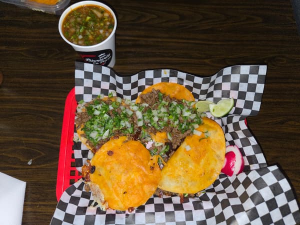 Birrieria La Plaza - Foster Food Carts