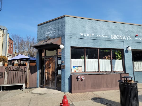 BRONWYN Restaurant