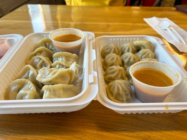 Momo Ghar