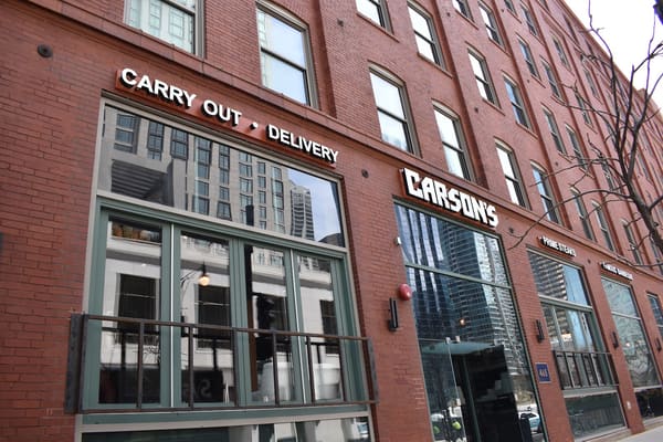 Carson’s Prime Steaks & Famous Barbecue – Chicago (Streeterville)