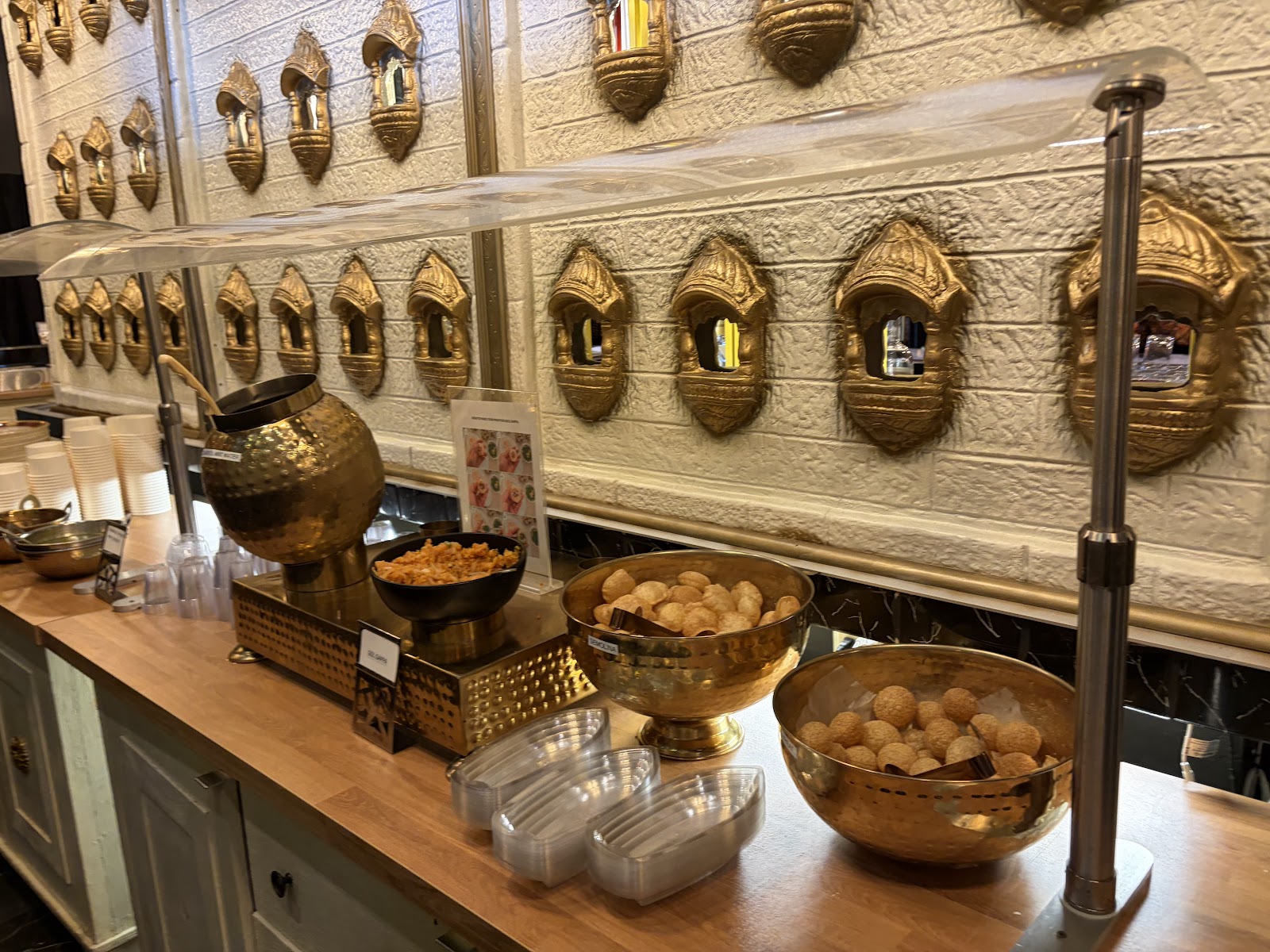 Maharani Palace Fine Indian Cuisine & Bar