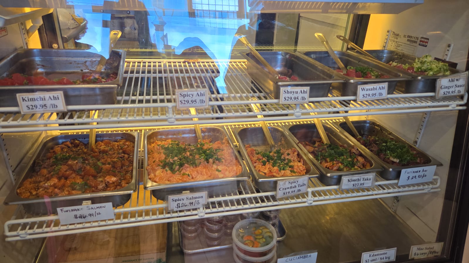 It's Raw Poke Shop
