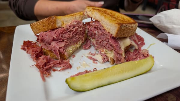 Frank's Deli & Grill