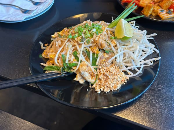 Nua Thai Restaurant and Bar
